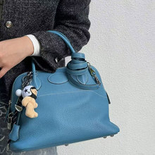 2025�¿���֦�y�K����^��ţƤؐ�����μ�б����Ƥ���ᱣ�g��Ů��