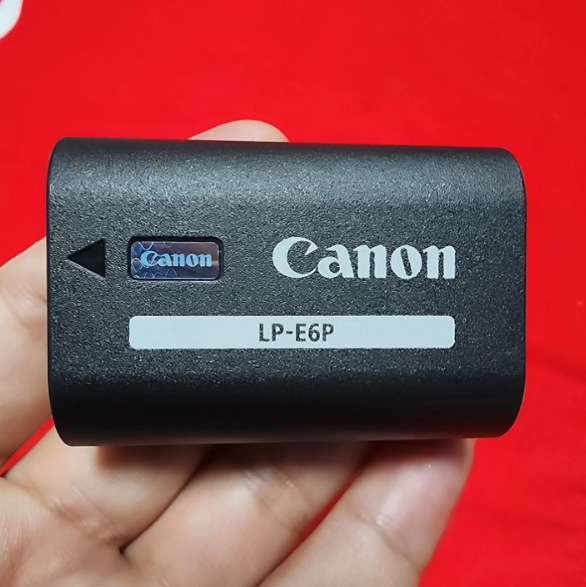 In-Stock Original Canon Lp-E6P Battery Suitable for R63 5D4 6D2 R5 R62 R52 R5 Cameras In-Stock Original Canon Lp-E6P Battery Suitable for R63 5D4 6D2 R5 R62 R52 R5 Cameras