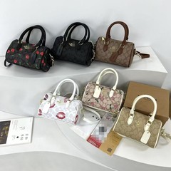 多C女包爆火C家波士顿枕头包礼盒装欧美时尚斜挎包手提包批发