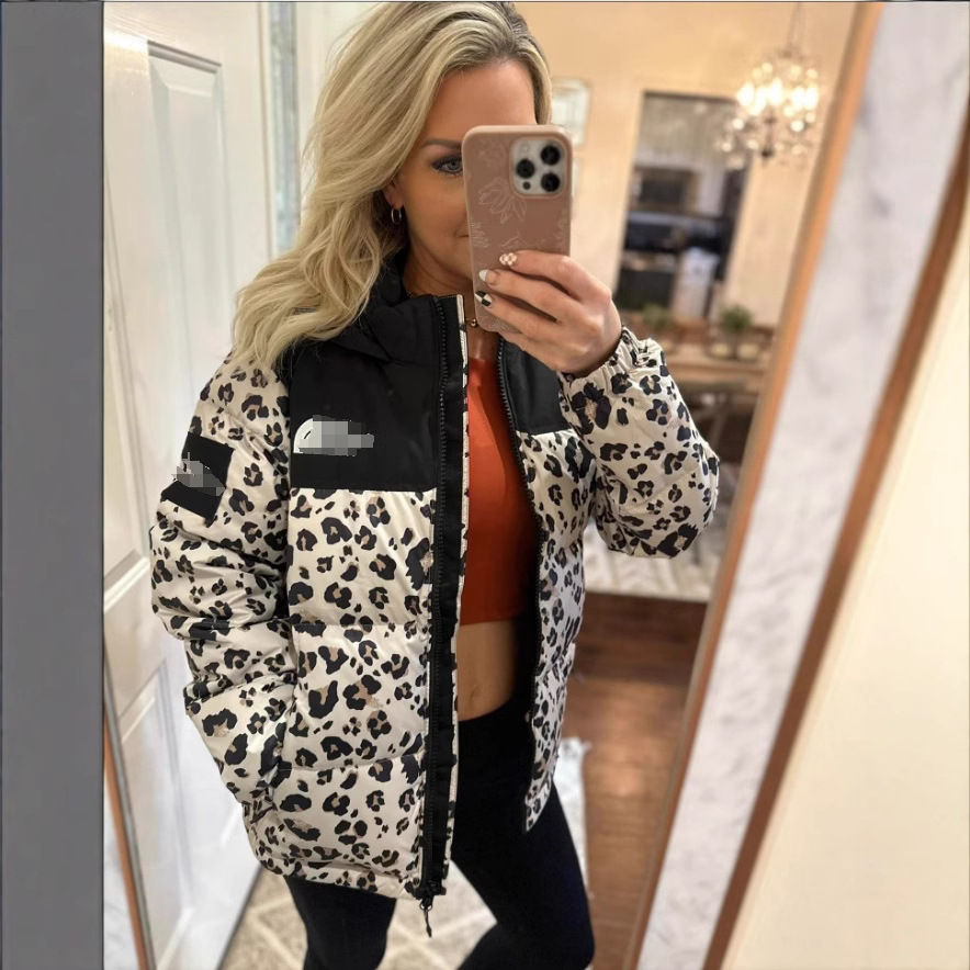 Chaqueta de plumón con estampado de leopardo para comercio exterior europeo y americano, abrigo grueso hecho a medida para parejas, chaqueta corta de estilo coreano con plumón de pato blanco.