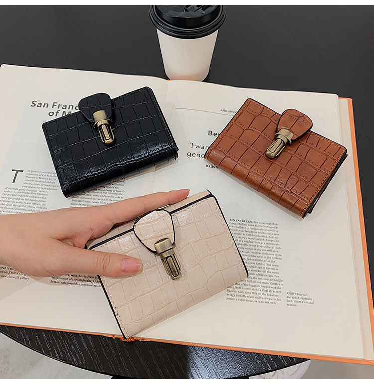 2021 New Korean Version Lock Retro Folding Stone Grain Coin Purse Wholesale display picture 27