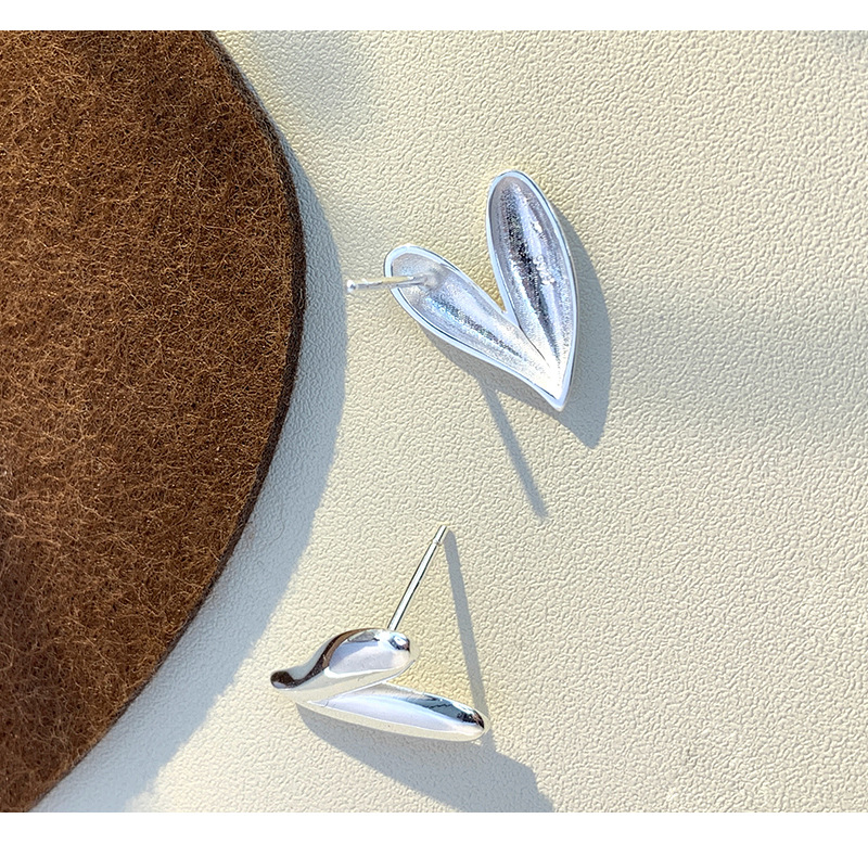 1 Pair Quantity Daily Occasion 1 Pair 925 Sterling Silver Heart Shape Ear Studs