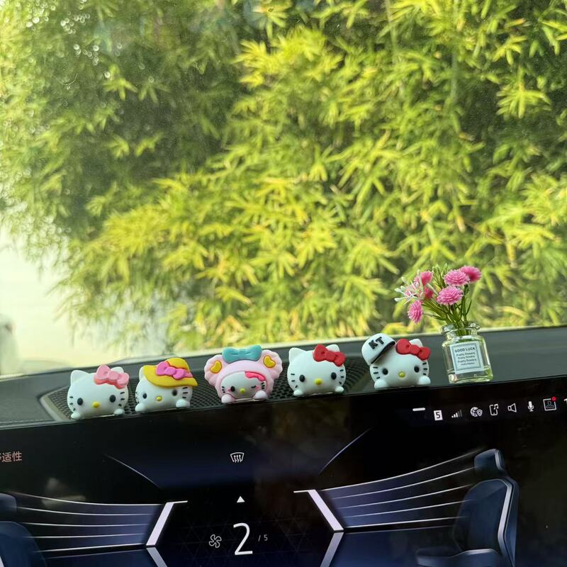 Cartoon Cute Hello Kitty Car Ornaments PVC Soft Rubber Accessories Handmade Storage Box Car Ornaments