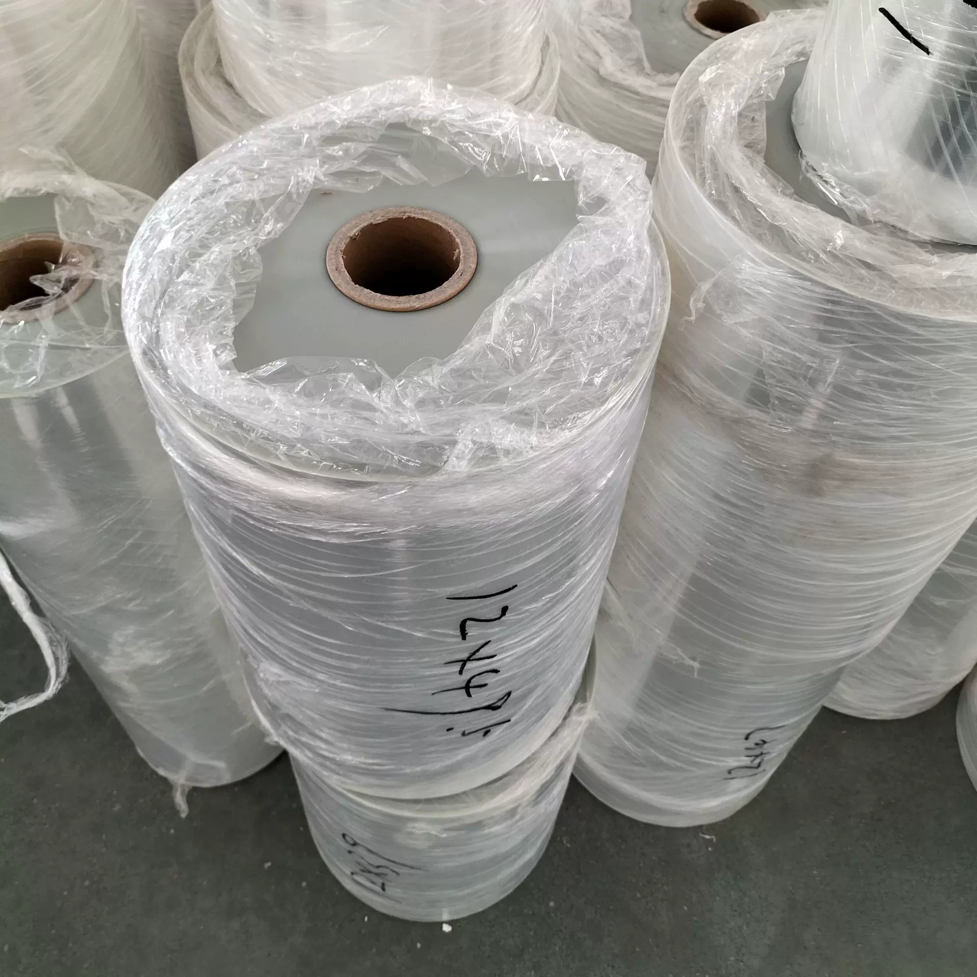 现货供应PET原膜透明PET静电绝缘薄膜食品包装pet复合卷膜