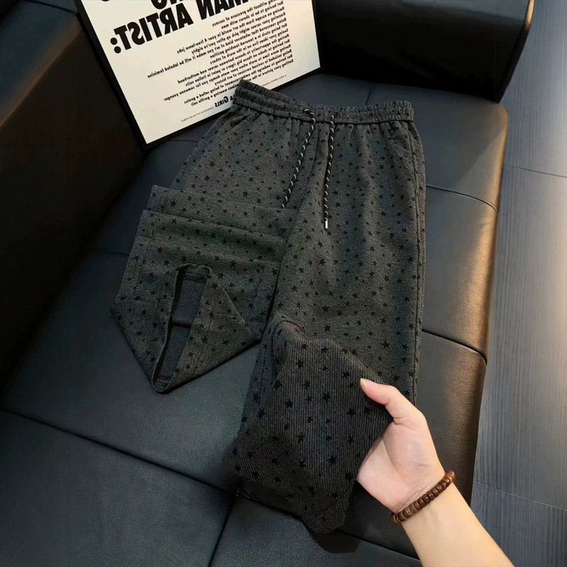 American-style twill star-patterned trousers for men, autumn collection, with a sophisticated and flowing drape, straight-leg, loose fit, slimming effect, and casual style American-style twill star-patterned trousers for men, autumn collection, with a sophisticated and flowing drape, straight-leg, loose fit, slimming effect, and casual style