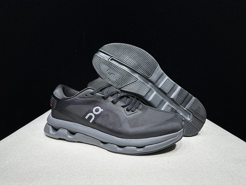 Cloudzone KITH x 共同ブランドの快適で多用途なカジュアルランニングシューズ、軽量で通気性に優れています。|undefined