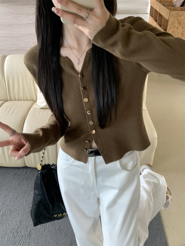 纽扣小V领开衫女2025春季韩版时尚针织毛衣外搭慵懒风秋冬短上衣|undefined
