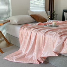 只做真蚕丝新款丝绵大提花蚕丝被亲肤柞蚕丝被子被芯薄款柔软