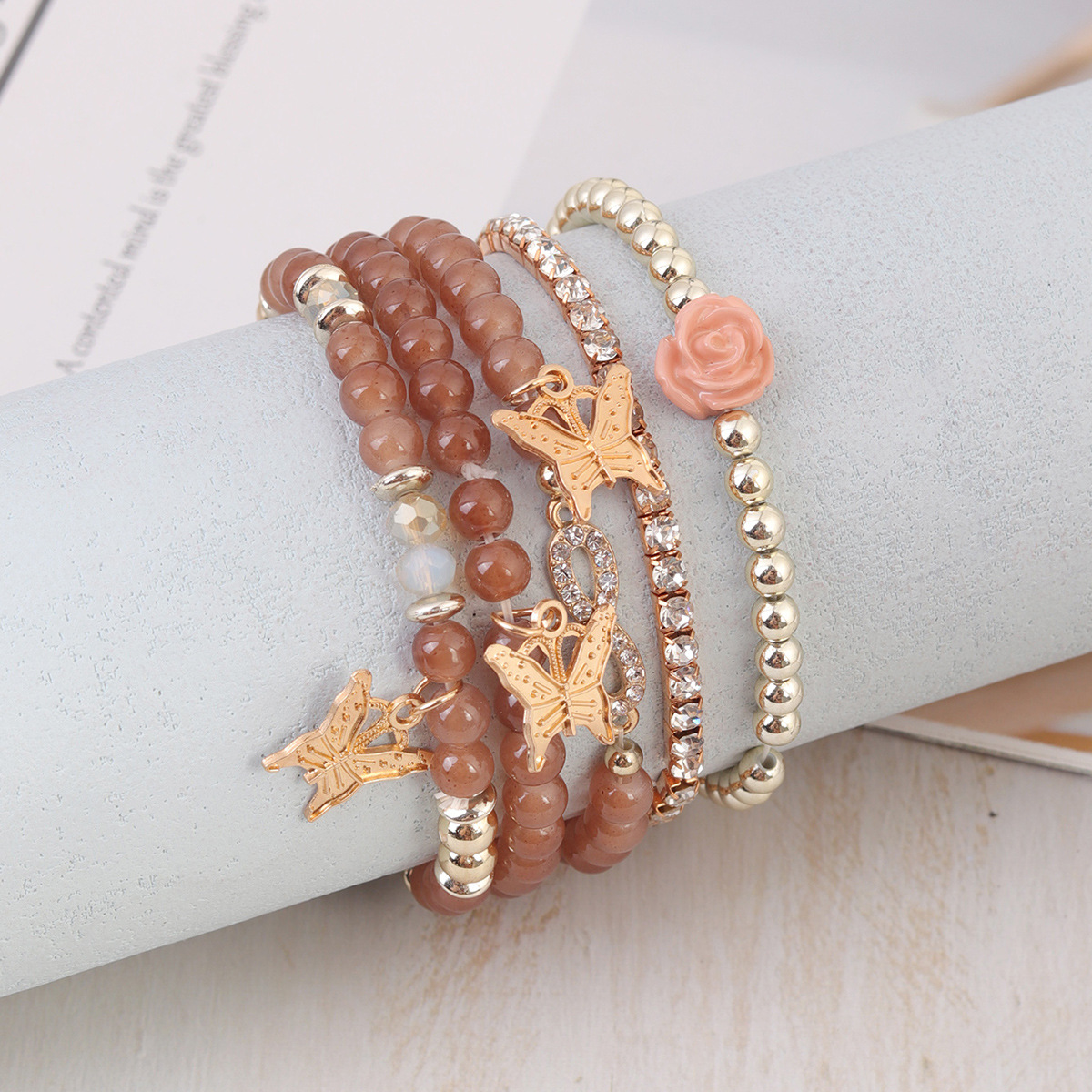 Elegant Multi-layer Rose Bracelet With Rhinestones And Pearls_voghion.com