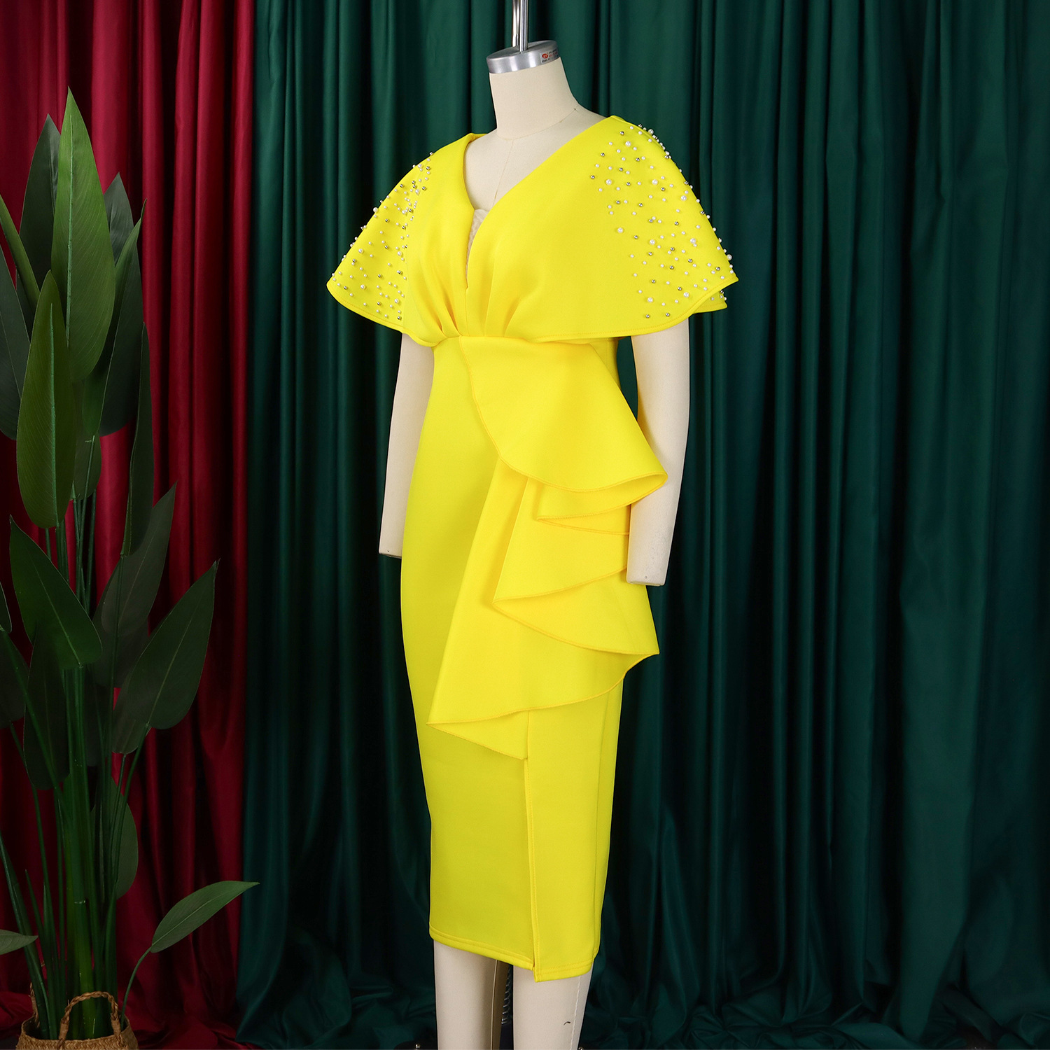 Robe de soirée sexy à col en V et à volants avec fente perlée, robe de banquet de tempérament de célébrité_voghion.com