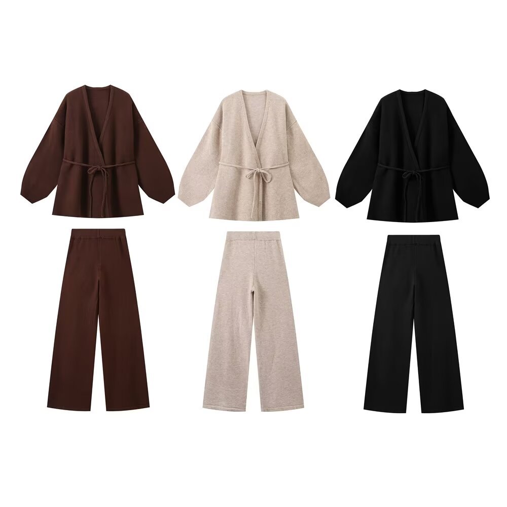 Universal fashionable classic knitted set