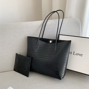 �¿�bag�߼����{�~�yˮͰ���Ů2023�W���L�������μ���ĸ���ذ�