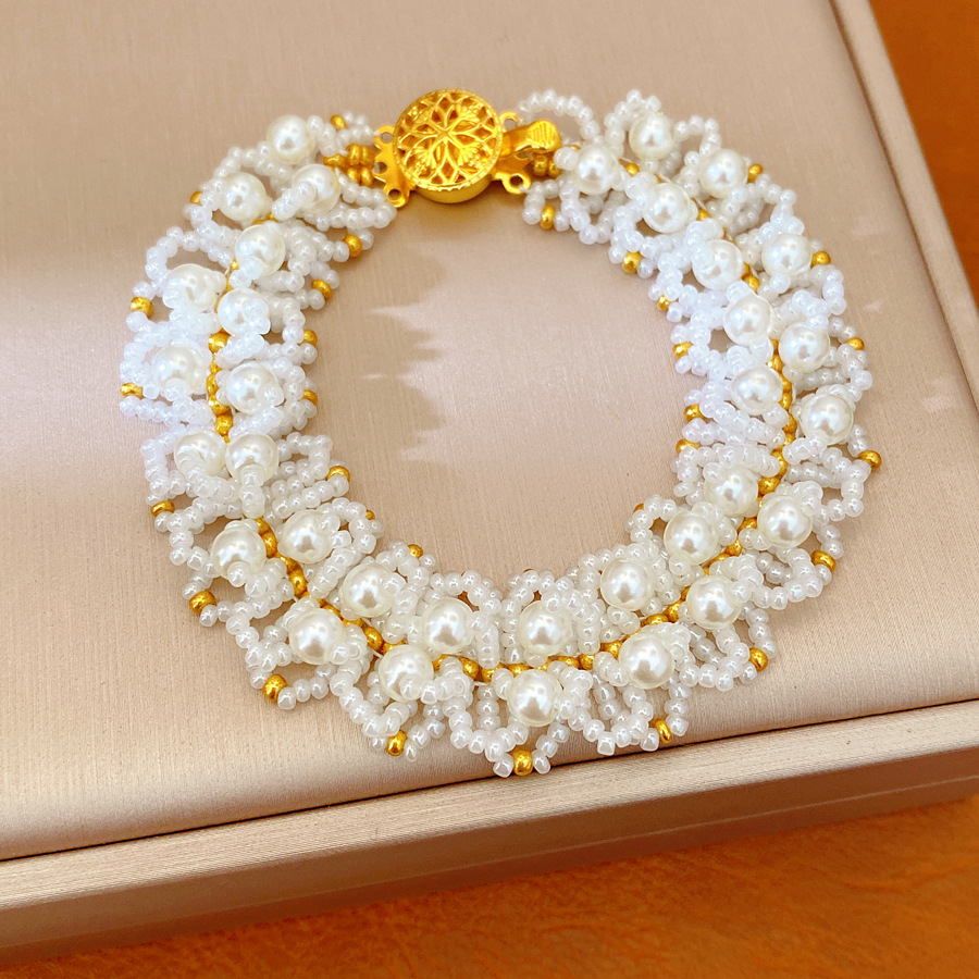 Collar de perlas retrógrado redondo francés lujo ligero nicho cadena de clavícula de alta calidad conjunto de joyería de moda image 8