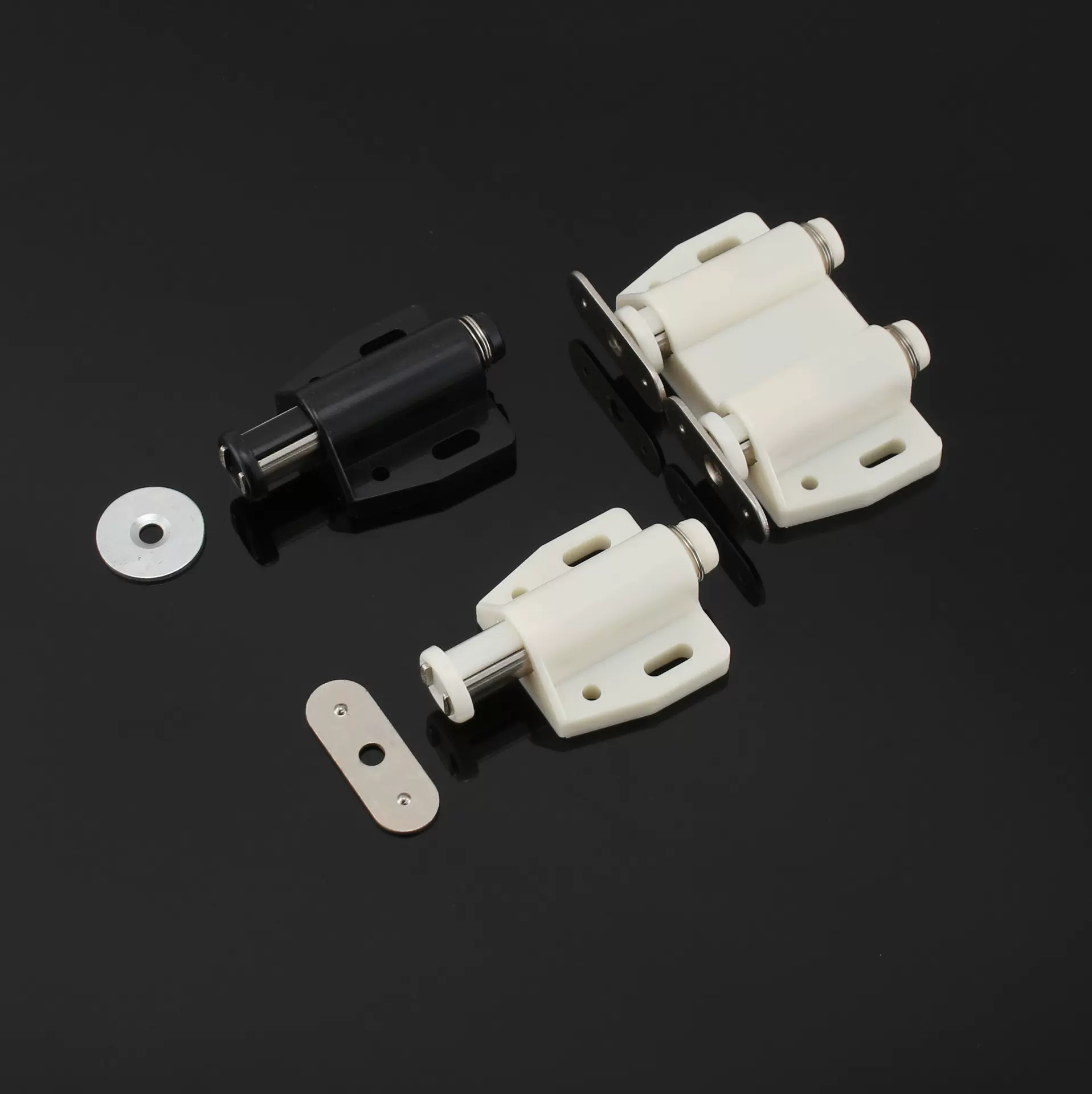 新款批发 反弹自锁器 反弹单碰磁吸  单门磁吸 橱柜反弹门吸