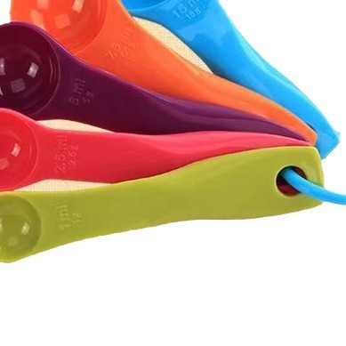 Herramientas de horneado DIY pastel horneado cuchara de leche en polvo con escala de cinco piezas de plástico colorido