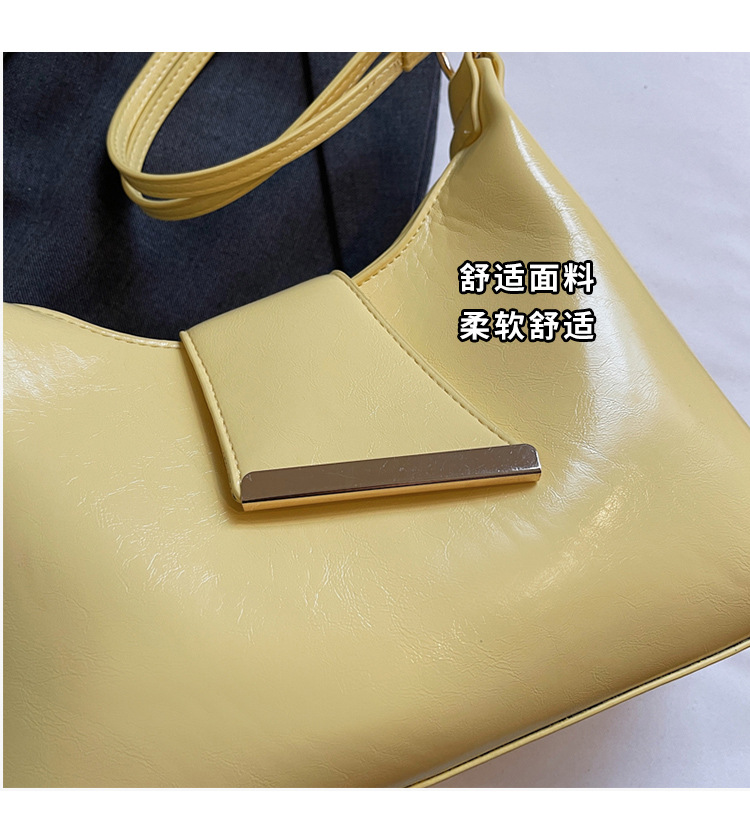 In the summer of 2025, new solid-color underarm bags for women are popular. These are simple and stylish underarm bags, handbags, and candy-colored single-shoulder bags undefined