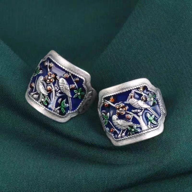 Retro adjustable ethnic ring