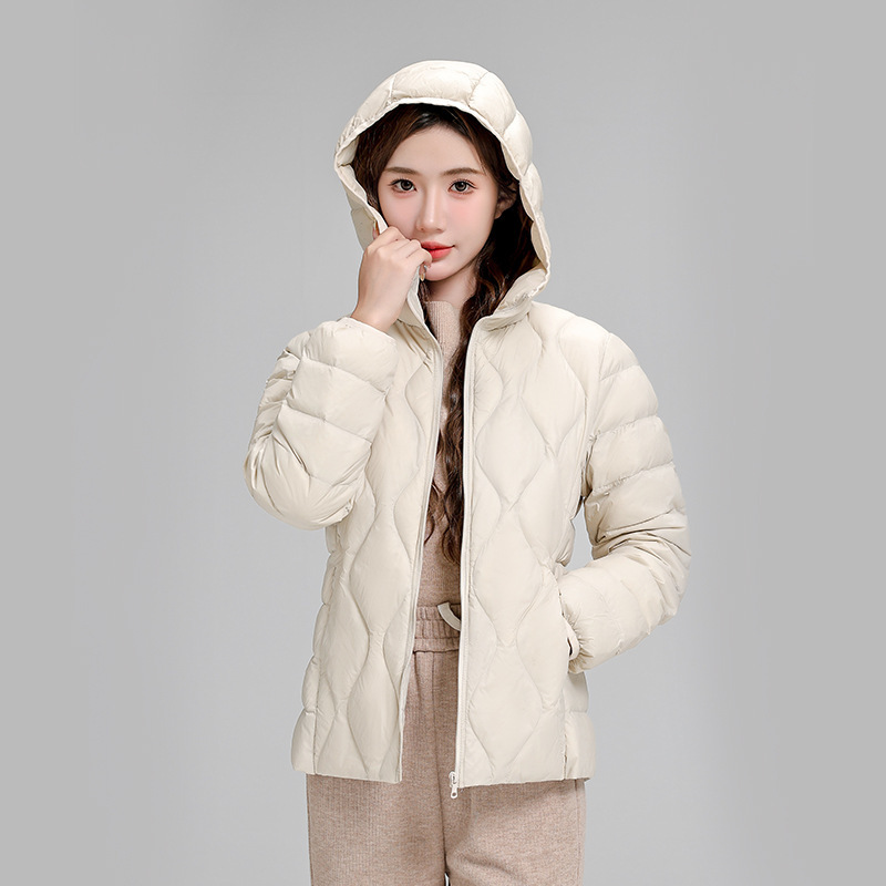 Chaqueta de plumón casual ligera de mujer moda polifacética blanca ligera caliente invierno y otoño abrigo delgado grande
