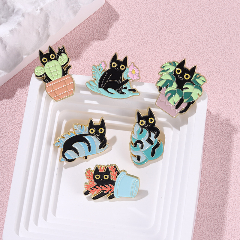9g Weight Brooches Classification Holiday, Daily Occasion Alloy Material Animal Pattern Unisex Gender Stoving Varnish Design Cute Style Cute Pin Animal Alloy Stoving Varnish Unisex Brooches 12