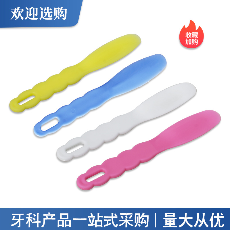 Consumibles dentales Cuchillo de mezcla de yeso de color Materiales dentales Materiales de impresión de yeso Cuchillo de ajuste de plástico