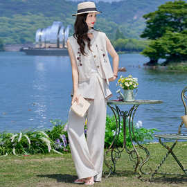简约休闲风亚麻马甲阔腿裤两件套女2026夏季新款高级感穿搭套装