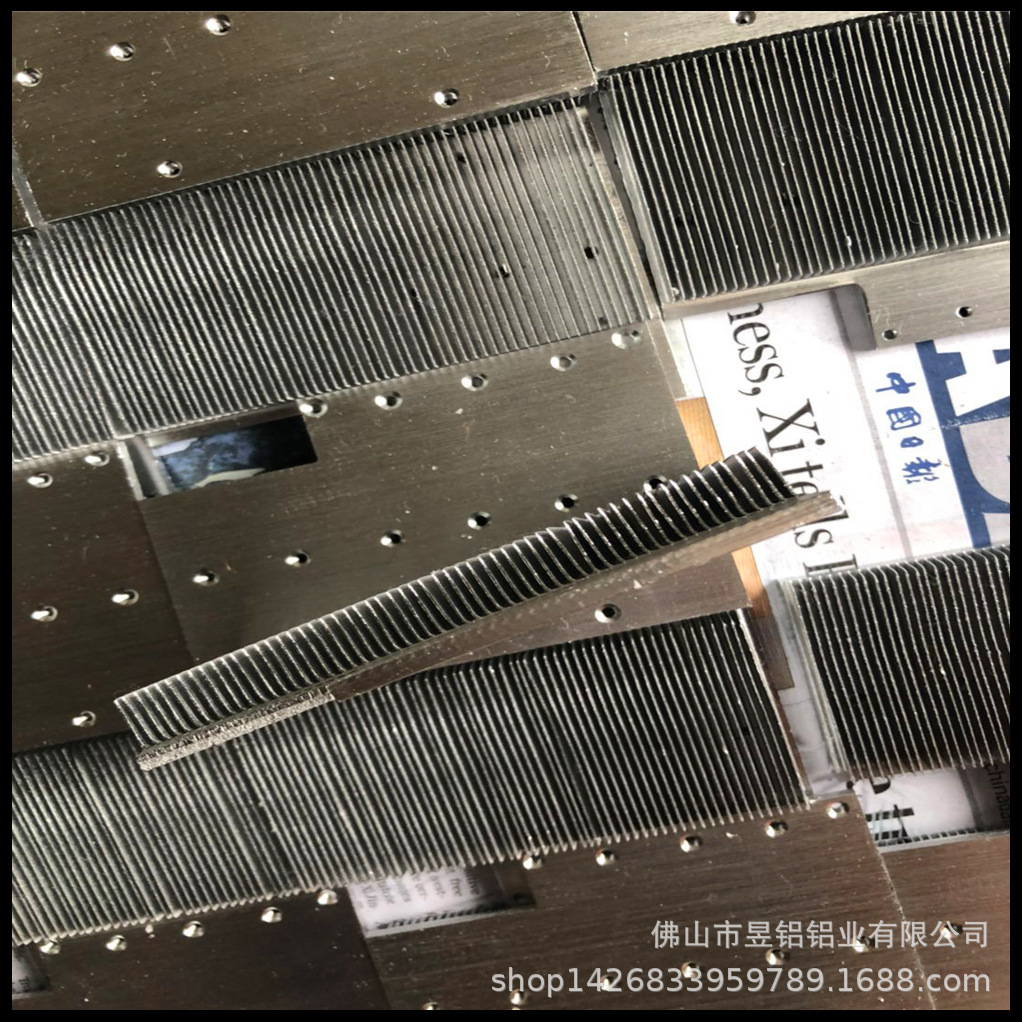 超薄密齿散热器铝合金6063散热器铝合金铲齿散热铝合金加工