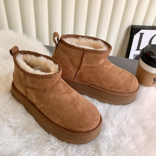 �ܶ���ͬ��ѩ��ѥŮ2023����������ëһ�w�ɸ���mini��ѥ��ů