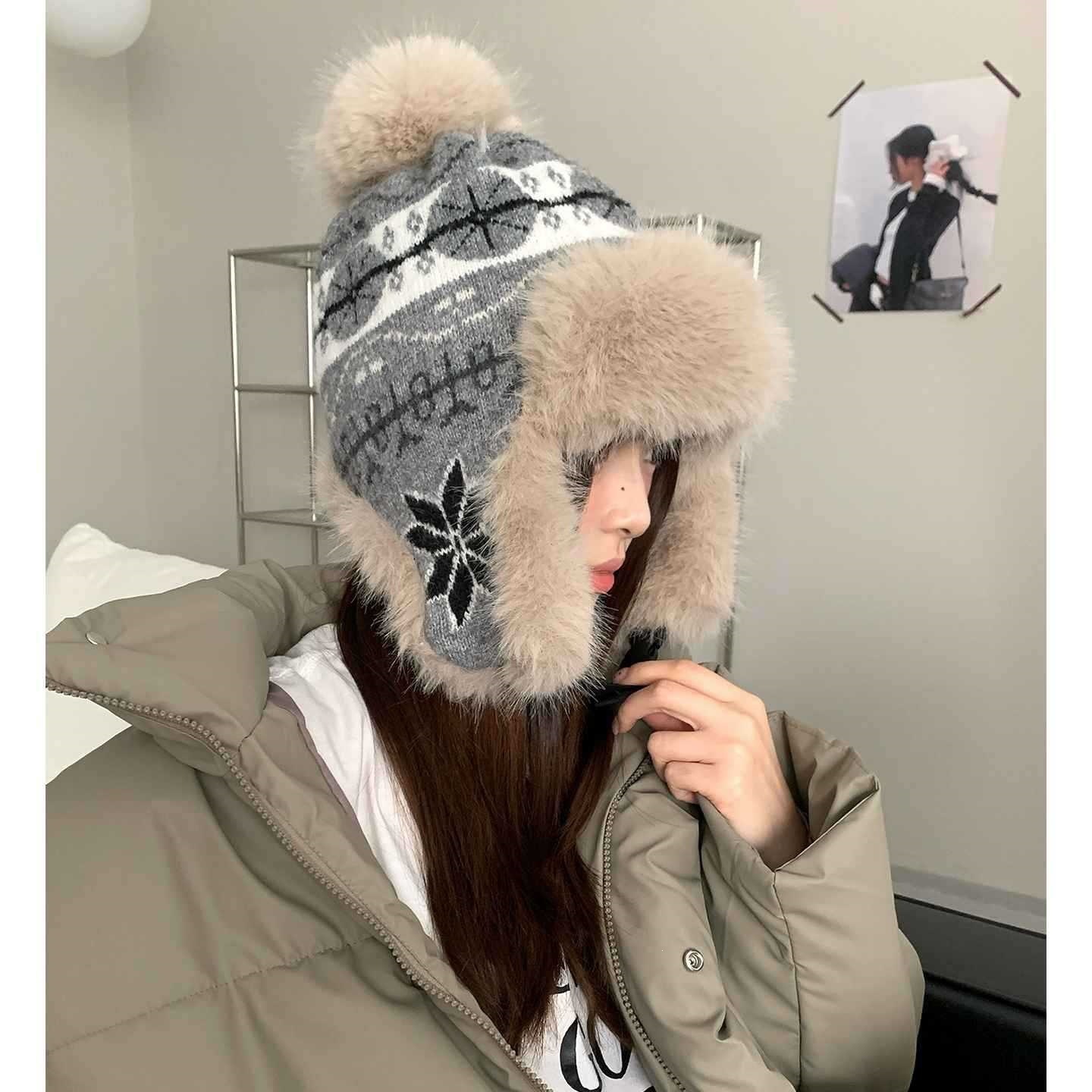 Thickened knitted winter cycling hat, retro Fair Isle style plush hat, large head circumference hat with ear protection for women