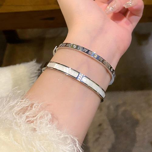 Silver H-letter zirconia titanium steel bracelet for women  new couple's accessories cold-style temperament bracelet