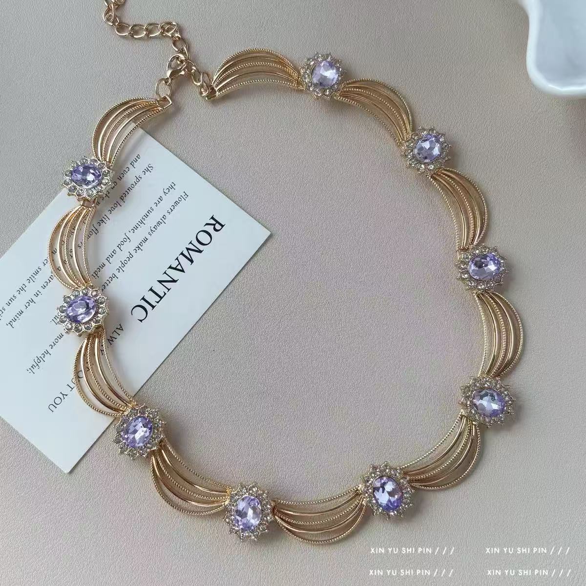 Industria pesada temperamento destellante diamante gota de agua collar de borla temperamento vestido de noche con moda exquisito collar de moda de lujo ligero mujeres