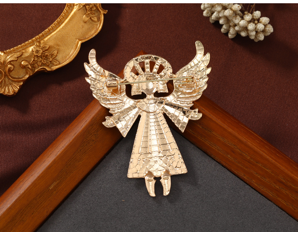 Daily Occasion Alloy Material Retro Pin Angel Alloy Enamel Women'S Brooches