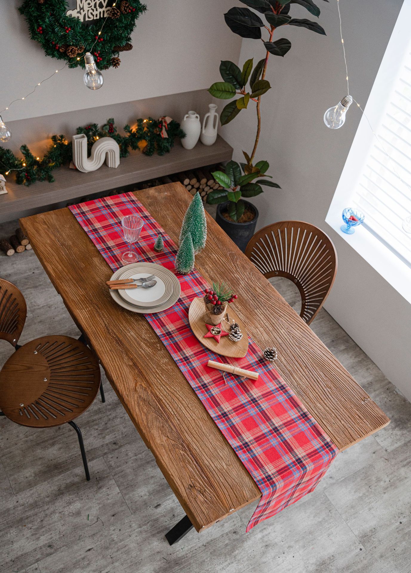 红色圣诞格桌旗