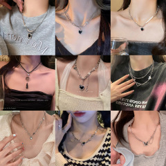 甘いクールなギャル風ins潮毛衣チェーンの大衆は秋冬のガードルチェーンを合わせて愛のネックレスの女性の首のチェーンをつなぎ合わせます。
