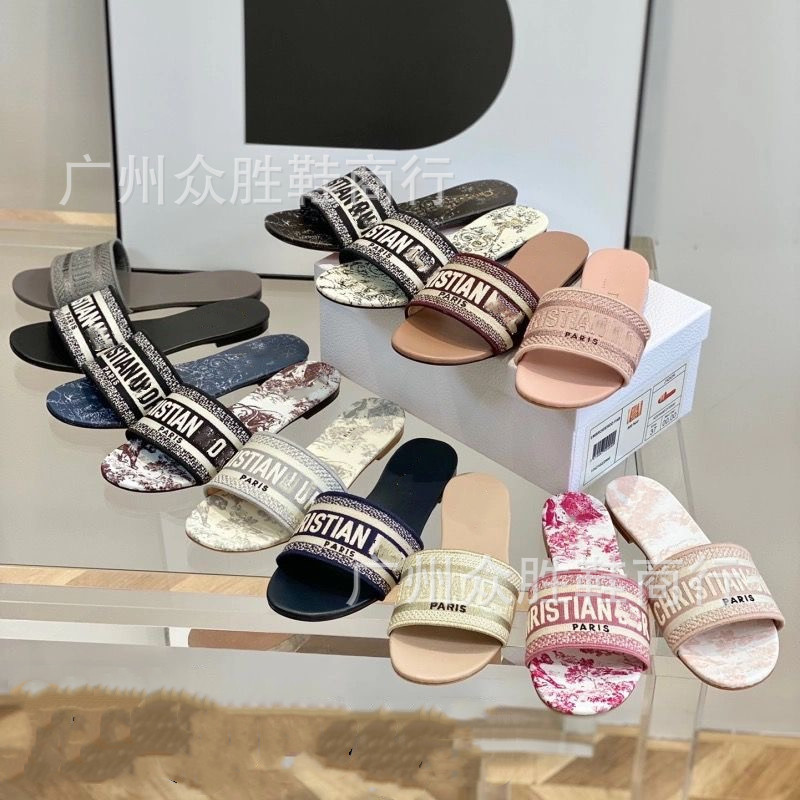 High Version D Brand 25 New Beach Letter Fashion One-Line Embroidery Casual Versatile Women's Flat Slippers
