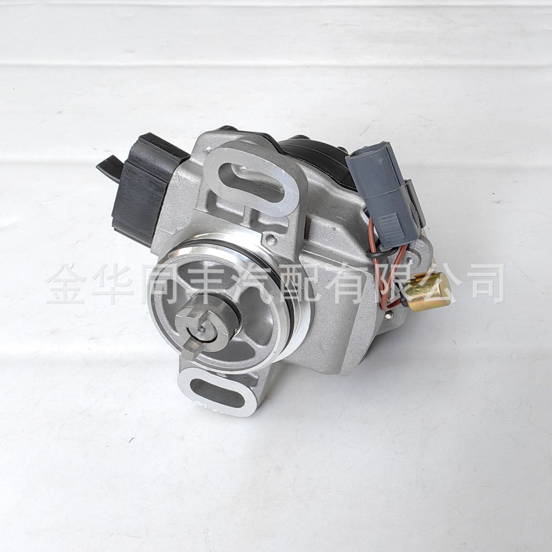 Cross-Border Applicable Nissan 22100-0m000 22100-0m001 22100-0m300 Distributor*