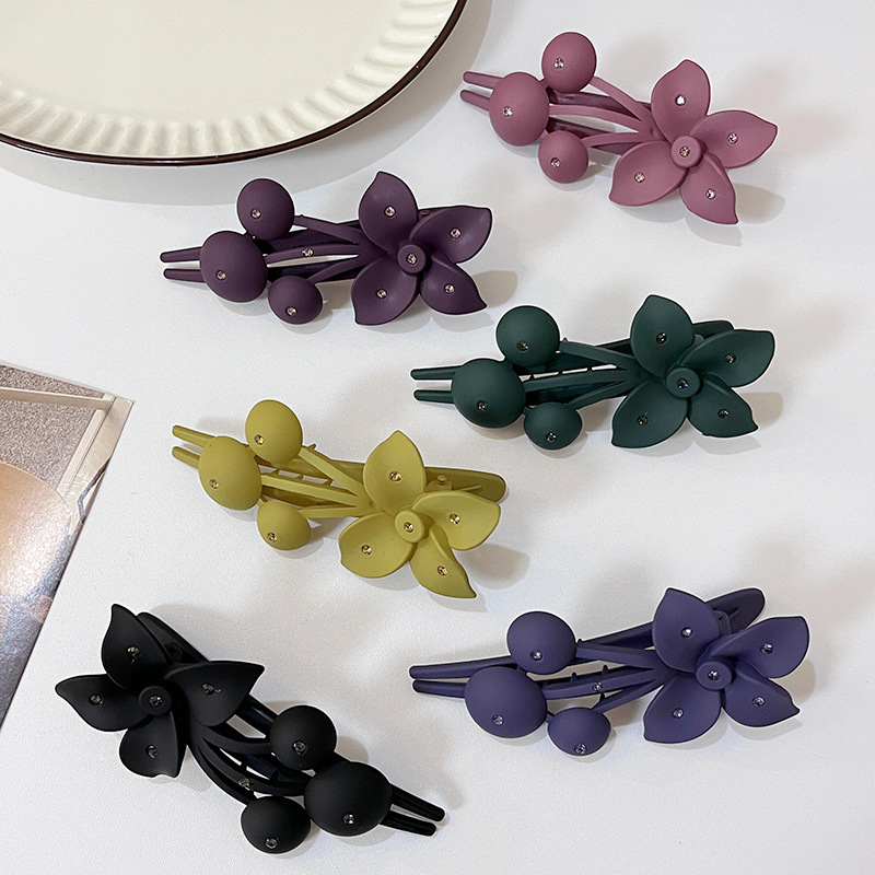 New Flower Hair Clip Elegant High-End Hairpin Trendy Claw Clip for Women Back of the Head Bun Duckbill Clip