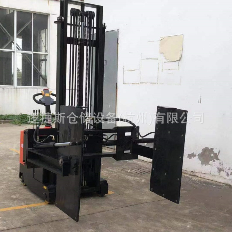 平衡重电动抱夹叉车全自动无支腿夹抱车配重式电动直形夹爪软抱夹