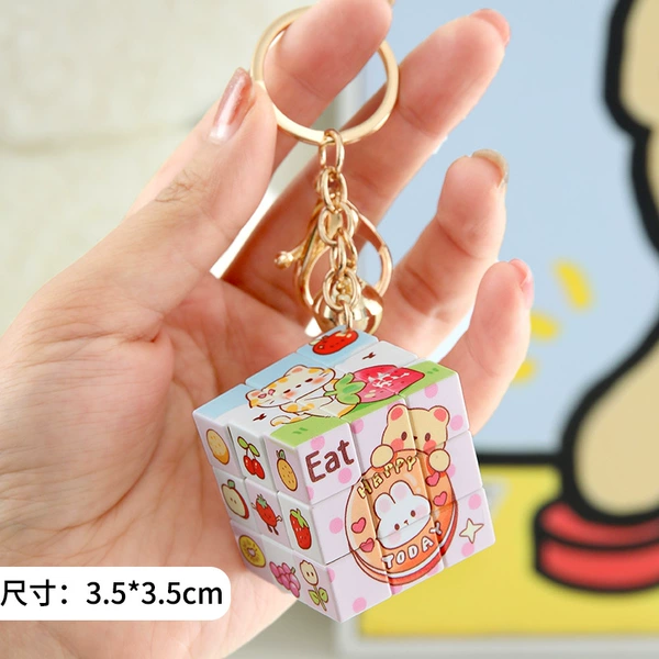 Small Rubik's cube, keychain, with little bears