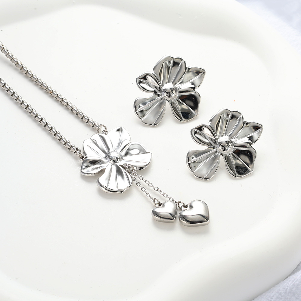 Flower Pattern Women's Gender Wholesale Jewelry Elegant Streetwear Flower 304 Stainless Steel Plating Earrings Necklace