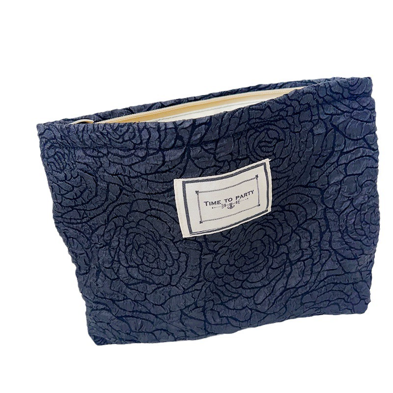 Retro cosmetic bag, handheld small clutch bag for traveling, universal organizer bag