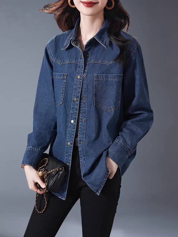 Plus-size blue classic denim shirt, slimming and versatile, new spring/autumn loose-fitting mid-length jacket for women Plus-size blue classic denim shirt, slimming and versatile, new spring/autumn loose-fitting mid-length jacket for women