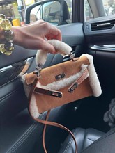 ��С���tëƤŮ�ٰ�С���qƤëͬëë�����ë��Ƥ��ins��W�P��