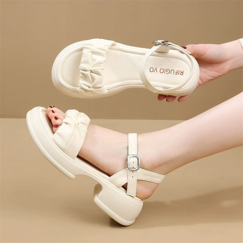 2025夏凉鞋可爱韩版一字扣带运动女凉鞋网红外穿防滑增高仙女凉鞋