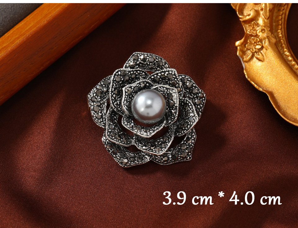 28g Weight Artificial Pearls, Rhinestones Inlay Material Elegant Retro Pin Leaf Flower Alloy Plating Inlay Artificial Pearls Rhinestones Unisex Brooches