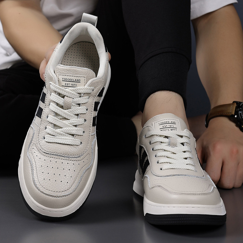 Zapatos casuales de cuero de vaca para hombres, zapatos de skate transpirables, zapatos de moda, zapatos blancos de cuero para hombres.