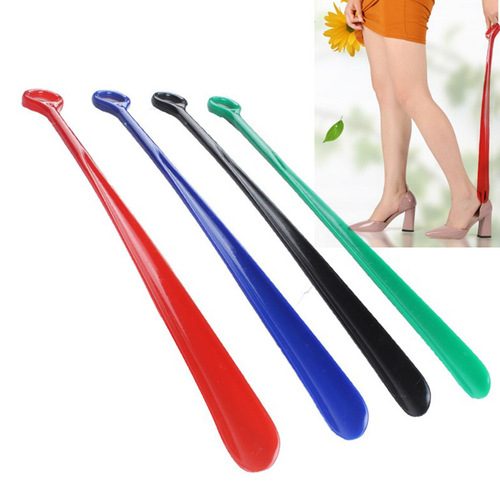 Household lazy plastic shoehorn can be hung plastic shoehorn shoehorn to put on shoes without bending over shoe handle shoe inserter