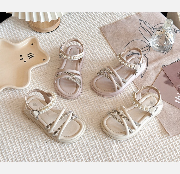 Sandali bambina con perle e strass suola morbida estate_voghion.com