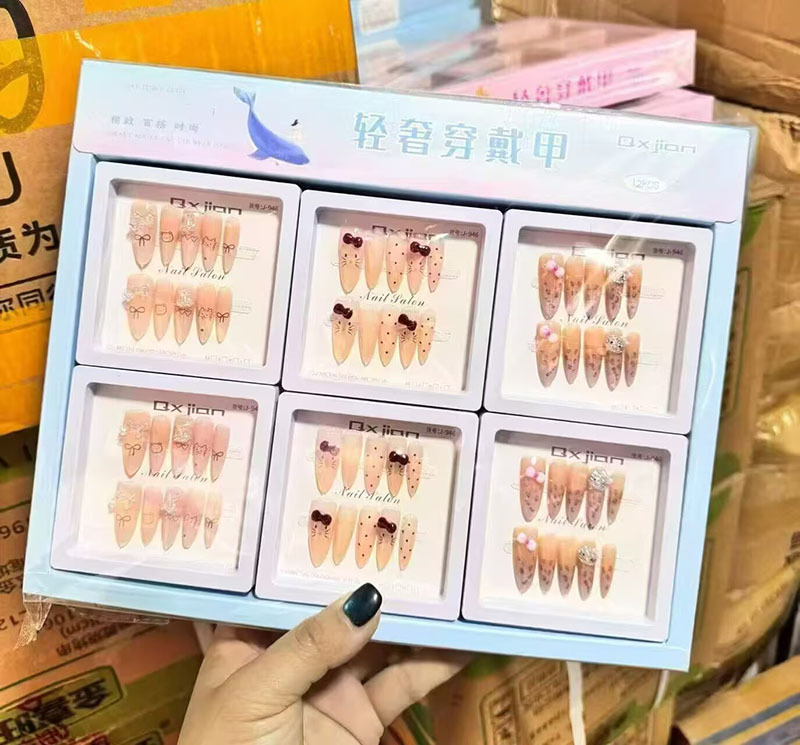 Estampado de ojos de gato con armadura, pegatinas de uñas con gelatina, dibujos animados de estudiantes lindos, desmontables, ponis con armadura image 48