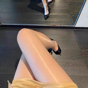 ˮ���m�R���m�z�mŮ��������z���＾�⻬�⴩͸�w�ߏ����Bѝ�m