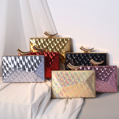 歐美跨境新款晚宴包牛角金屬閃亮PU印花女士手拿包鏈條斜挎小方包